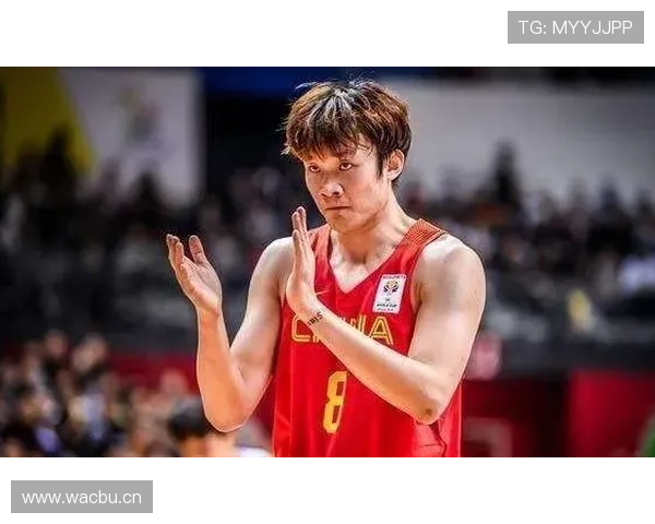 庞伟球场上铁血，私底下连个快递小哥都嫌他严苛？