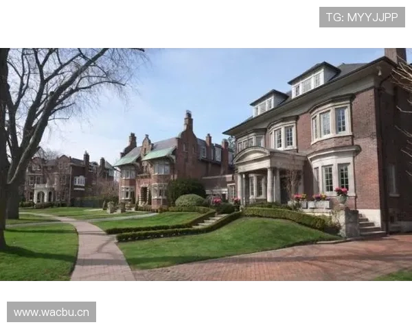 皮克的豪宅到底藏了多少秘密？邻居都开始怀疑人生了！