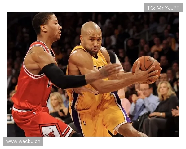 详细解读防守三秒NBA规则的具体判定标准与罚则 详细解读防守三秒NBA规则的具体判定标准与罚则